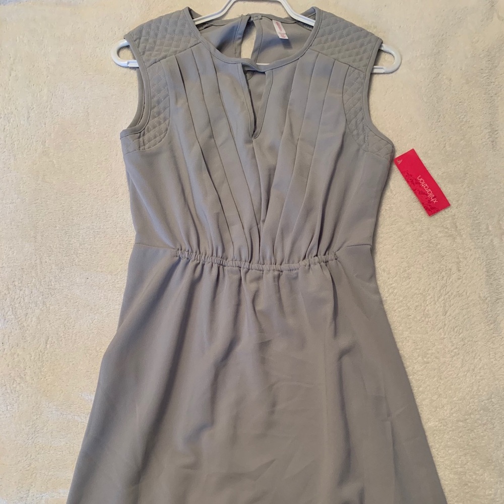 *NWT* Grey Dress